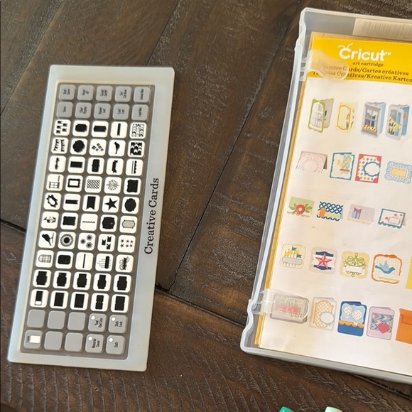 Crafting Card Set with Colorful Designs - Picture 4 of 6